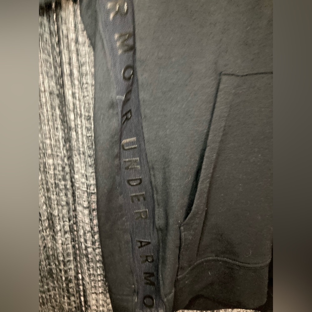 Under Armour Women’s  Black Hoodie - Picture 5 of 9